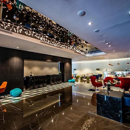 La Vie Gardens Hotel Apartments Dubai Exterior photo
