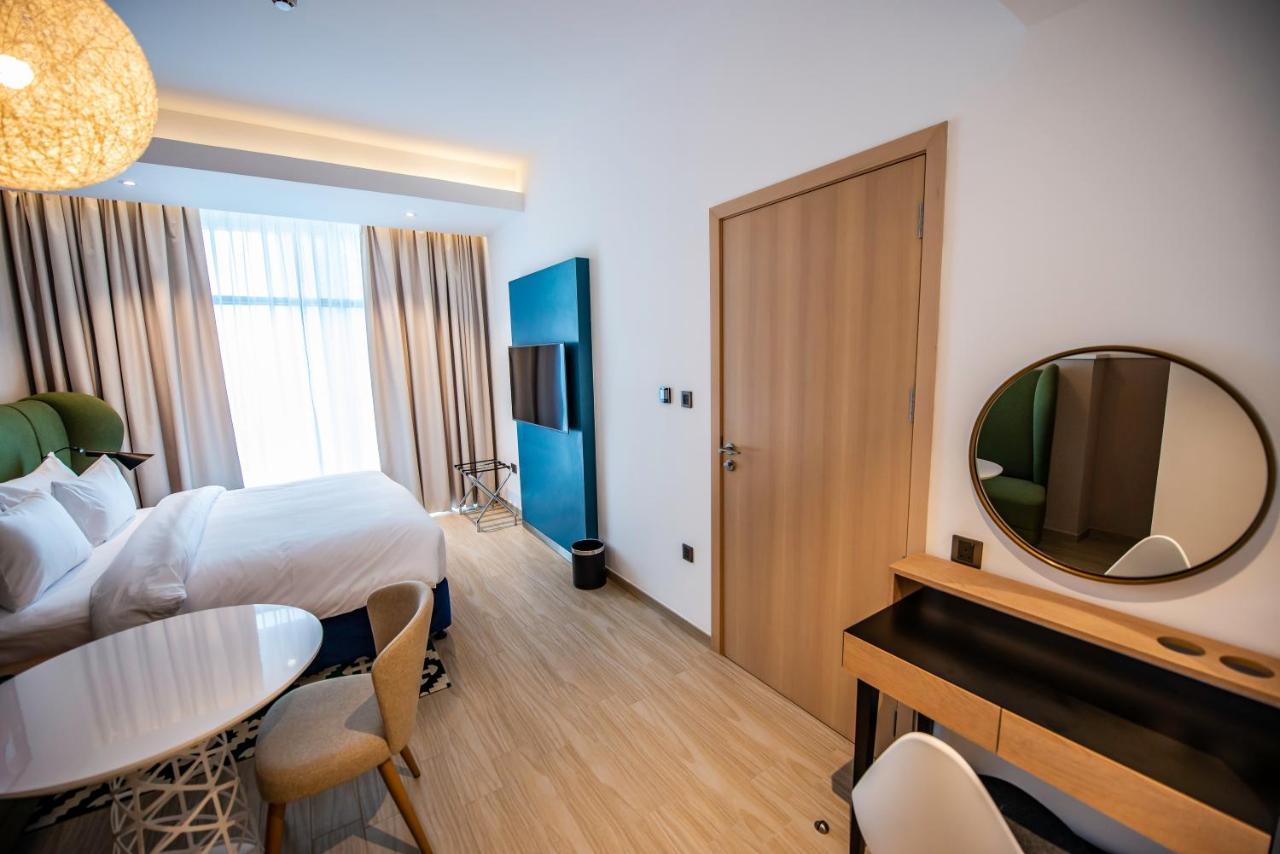 La Vie Gardens Hotel Apartments Dubai Exterior photo