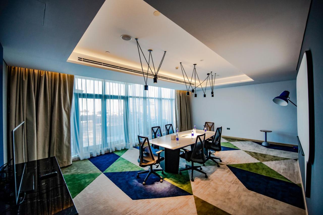 La Vie Gardens Hotel Apartments Dubai Exterior photo