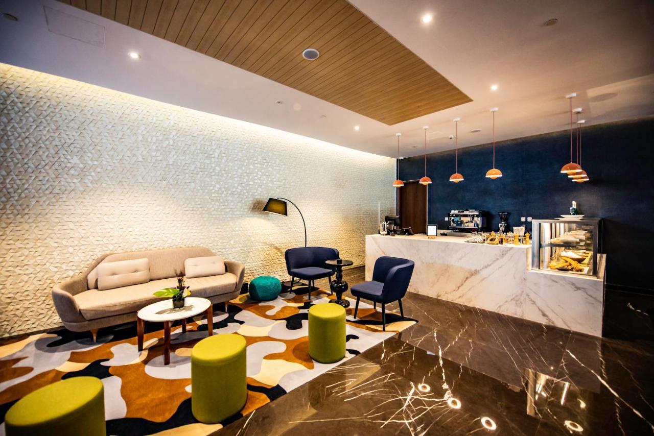 La Vie Gardens Hotel Apartments Dubai Exterior photo